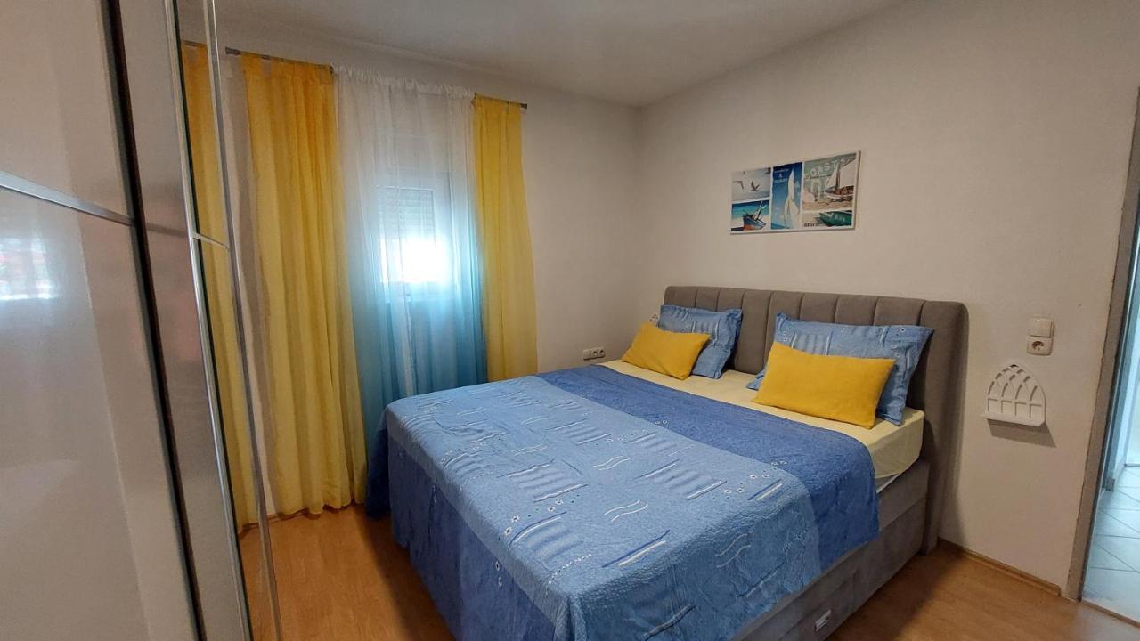Luna Apartments Baška Voda Екстериор снимка