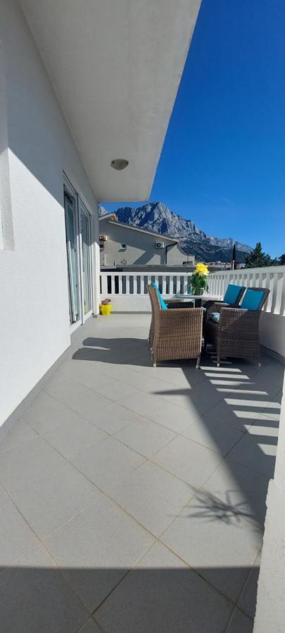 Luna Apartments Baška Voda Екстериор снимка