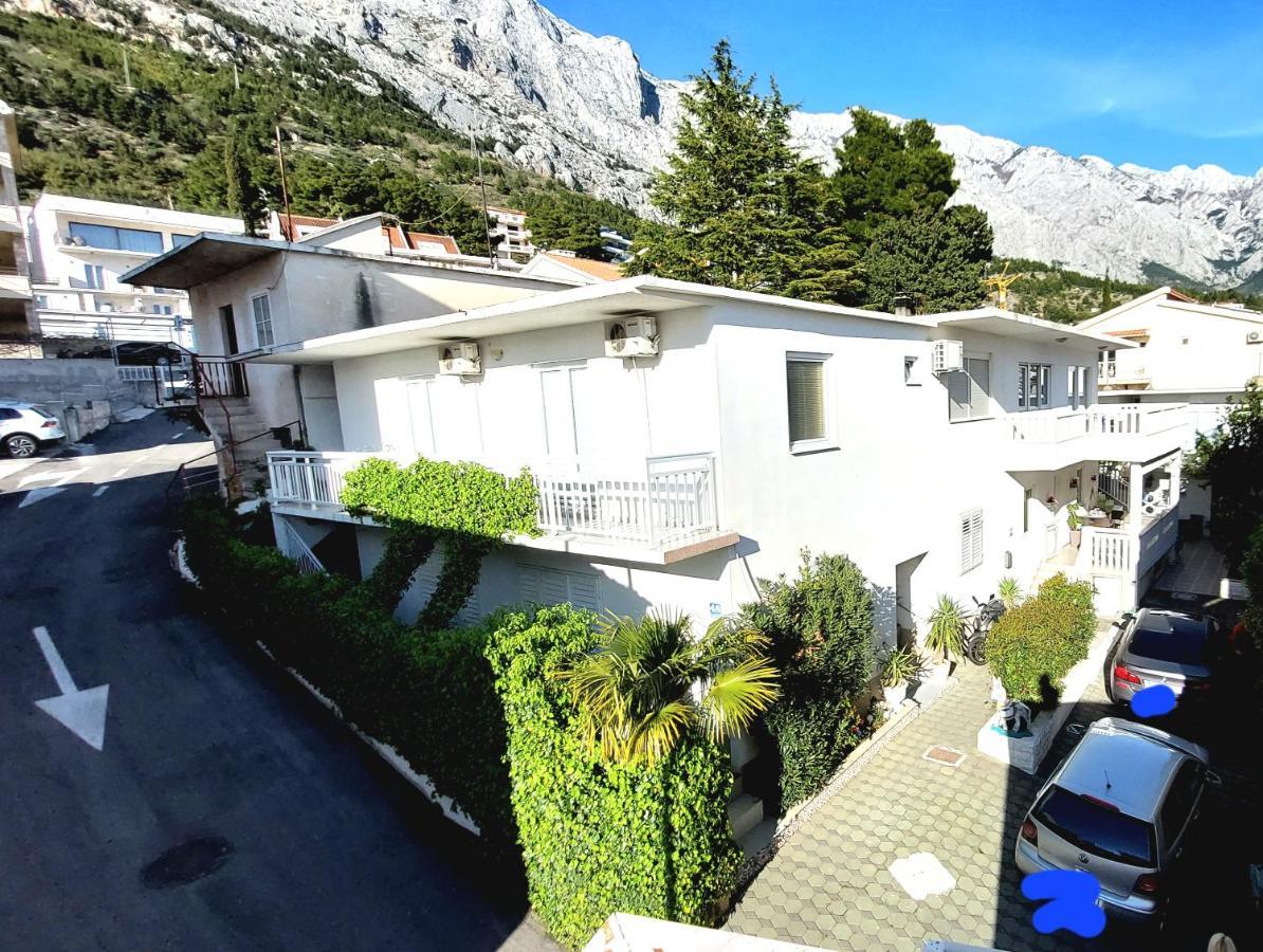 Luna Apartments Baška Voda Екстериор снимка